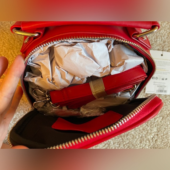 Skinnydip London Love Stings Red Fashion Crossbody Purse - Picture 5 of 7